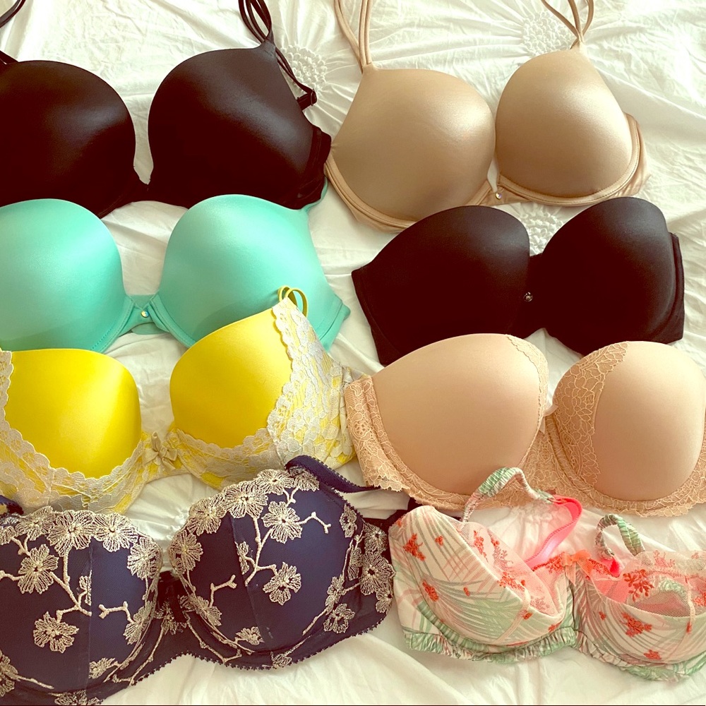 Victoria’s Secret 8 Bras Size 32DD
